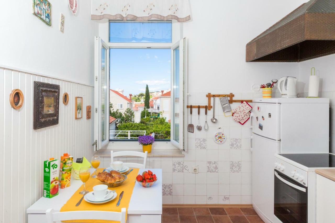 Studio Apartment NIKO II 5 min to center Ragusa Esterno foto